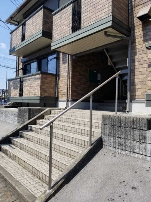 19/21 エントランス