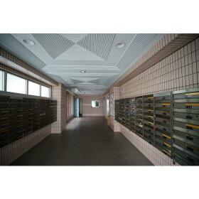 16/16 エントランス