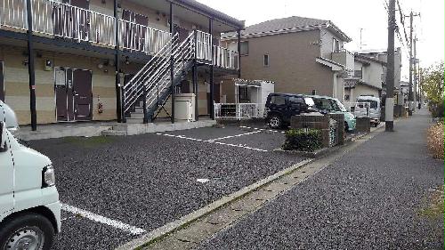 14/17 駐車場