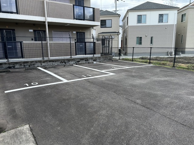 14/20 駐車場