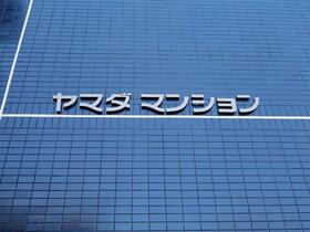 16/16 エントランス