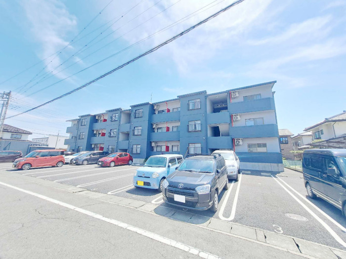 20/23 駐車場