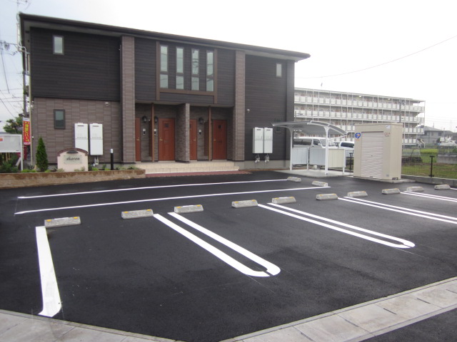 シャロン駐車場