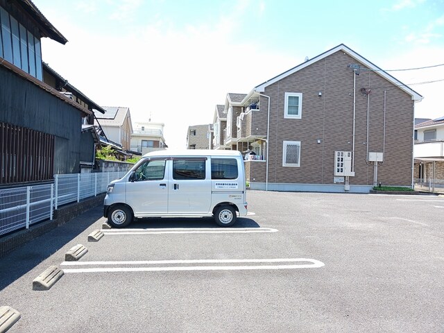 2/11 駐車場