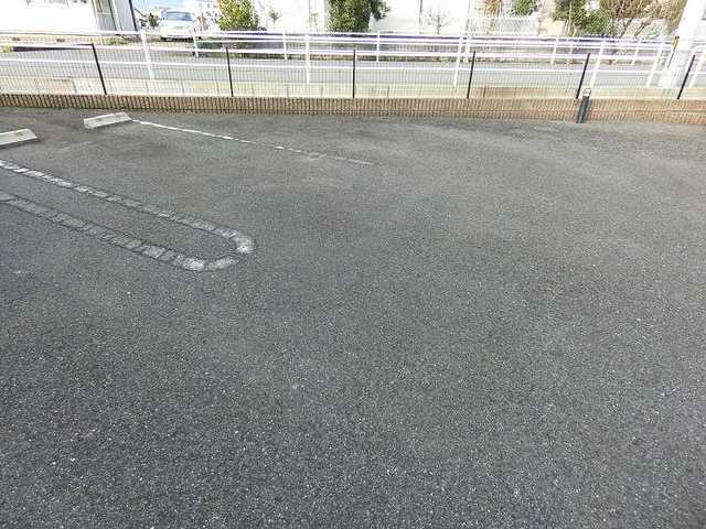 14/20 駐車場