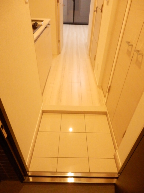 5/28 玄関