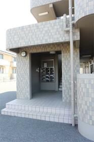 15/26 エントランス