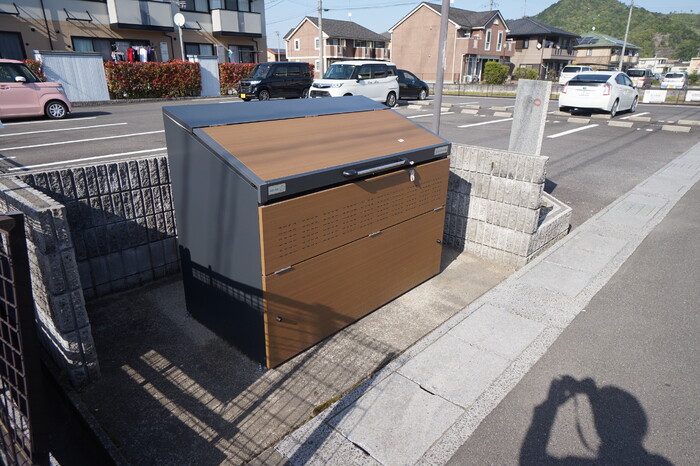 18/21 エントランス