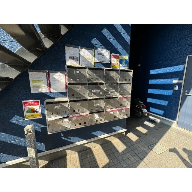 15/22 エントランス