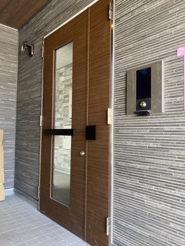 20/22 エントランス