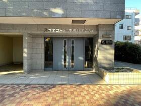 2/2 エントランス