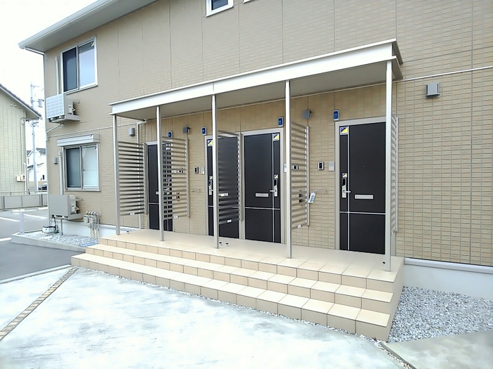 19/22 エントランス