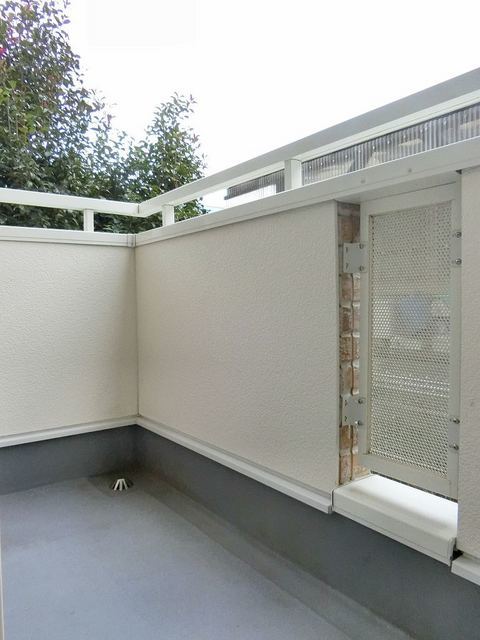 18/26 バルコニー