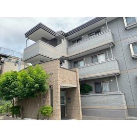 14/18 エントランス