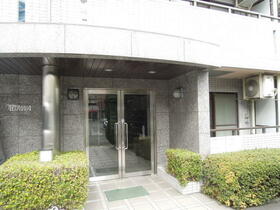 15/15 エントランス