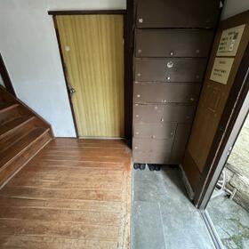 14/16 エントランス