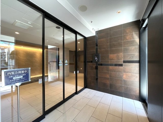 3/4 エントランス