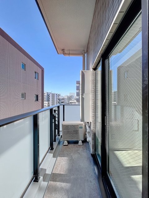20/28 バルコニー