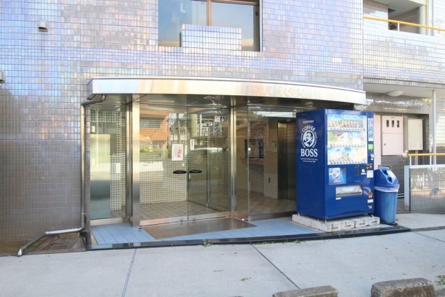 7/8 エントランス