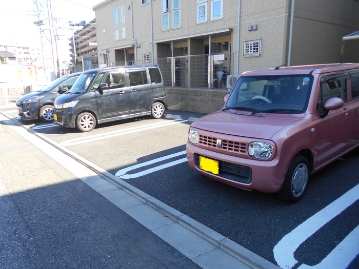 14/20 駐車場