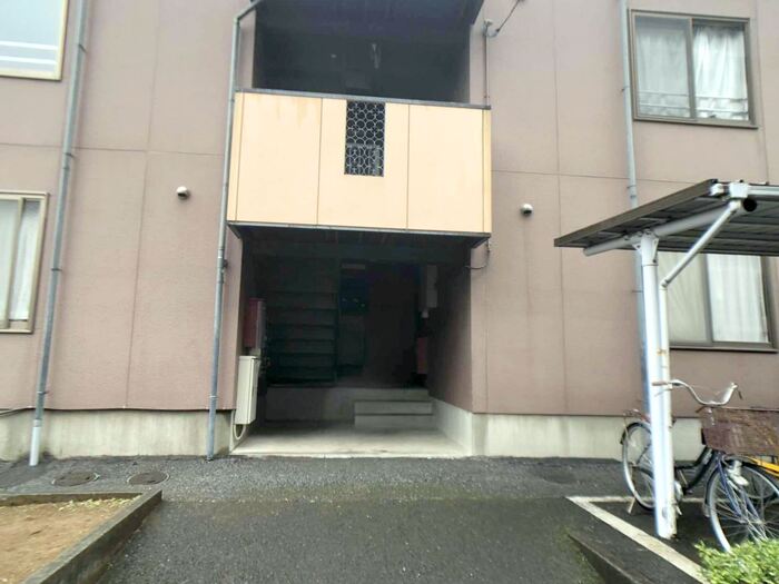 2/4 エントランス