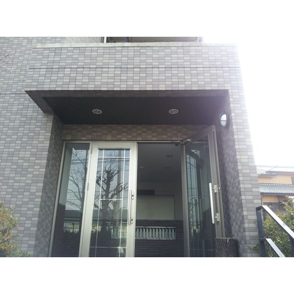 3/7 エントランス