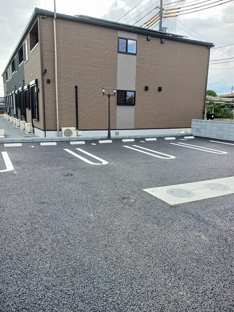 14/20 駐車場