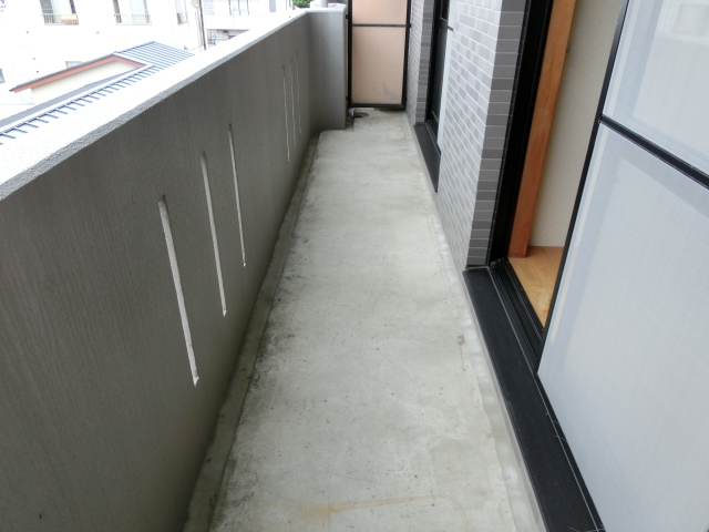 17/27 バルコニー