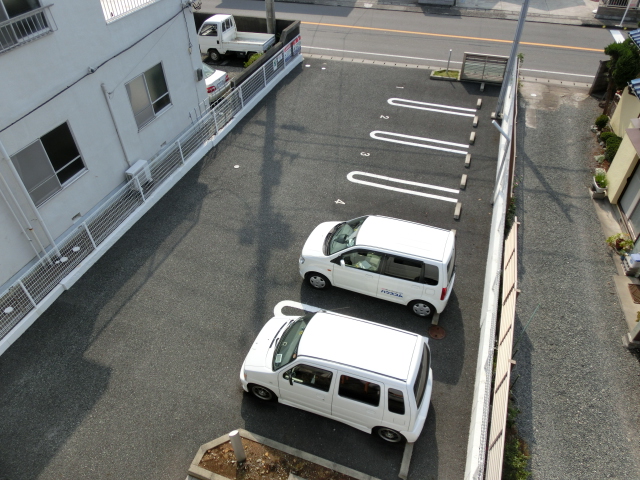 2/10 駐車場