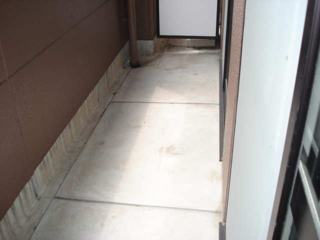 17/23 バルコニー