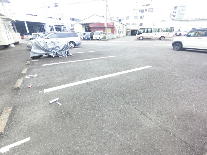 3/5 駐車場