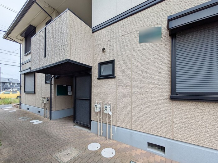 17/18 エントランス