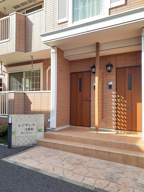 14/21 エントランス