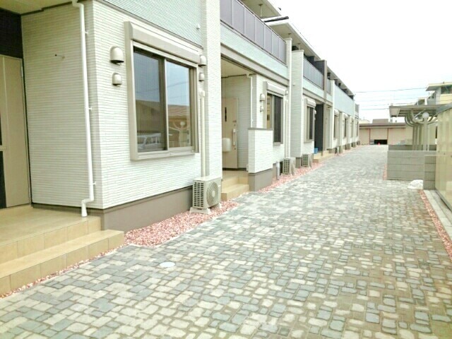 13/20 エントランス