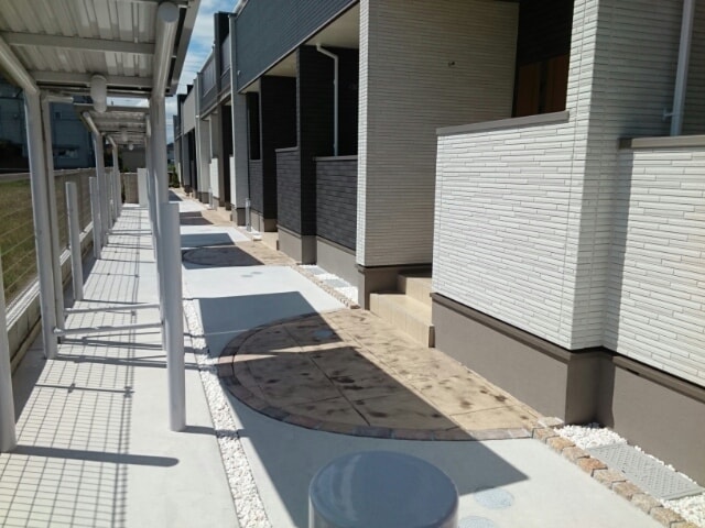 13/20 エントランス