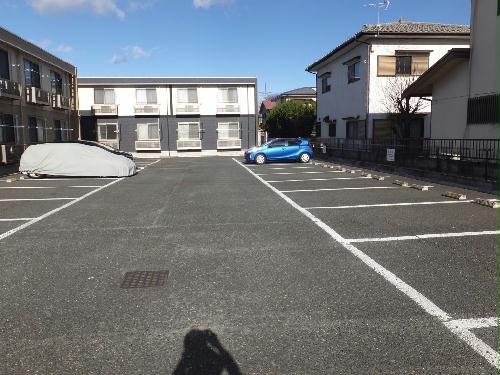 13/20 駐車場