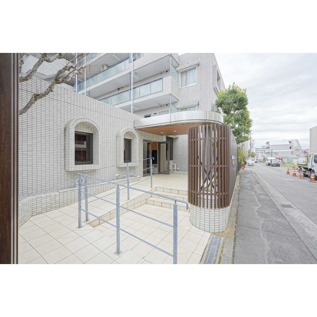 5/6 エントランス