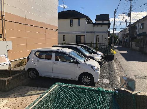 14/16 駐車場