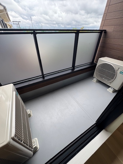 13/20 バルコニー