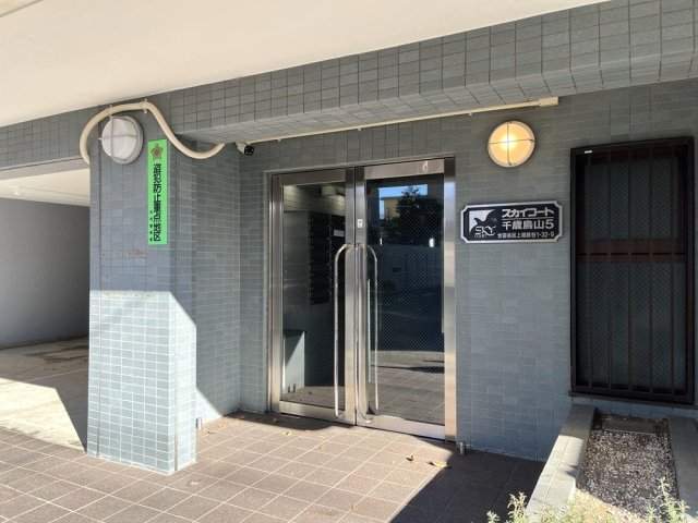 19/22 エントランス