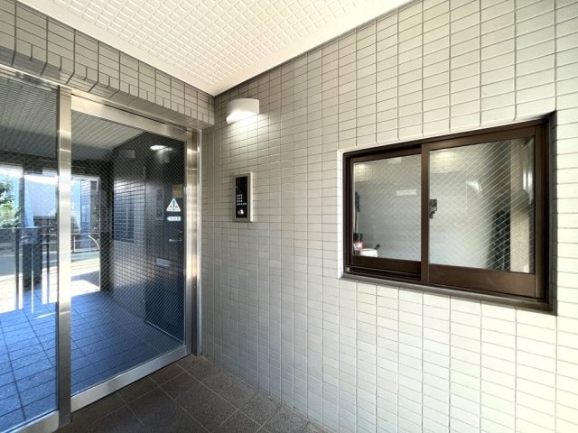 20/22 エントランス