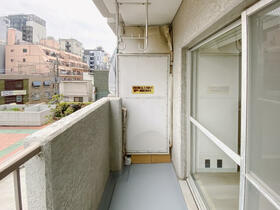 13/16 バルコニー