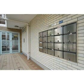 17/27 エントランス