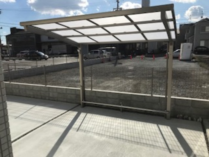 4/7 駐車場