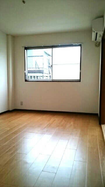 14/23 バルコニー