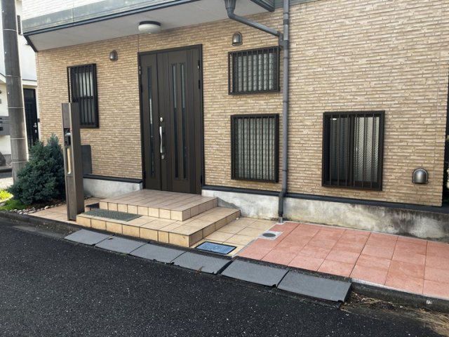 18/19 エントランス