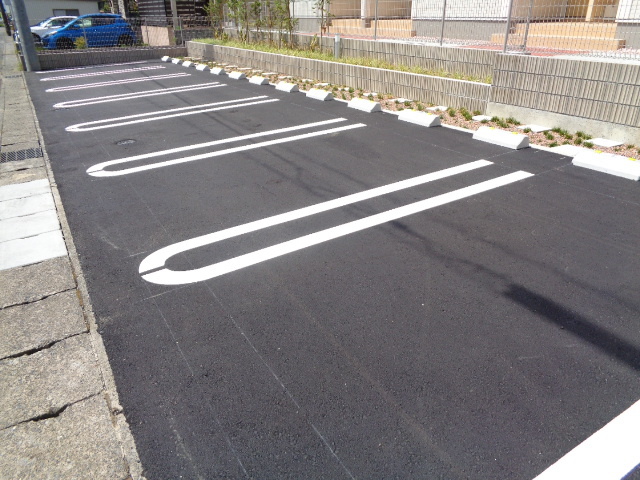 14/20 駐車場