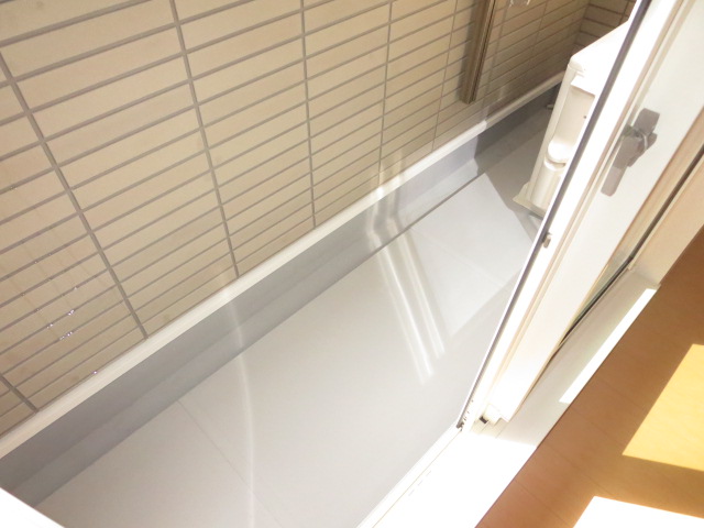 18/28 バルコニー