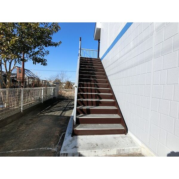 14/19 エントランス