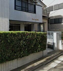 16/16 エントランス